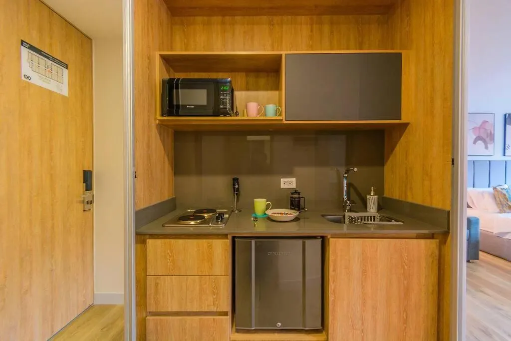Apartamento Luxury Suite in El Poblado Co-Work, Gym, Fast WiFi Medellín