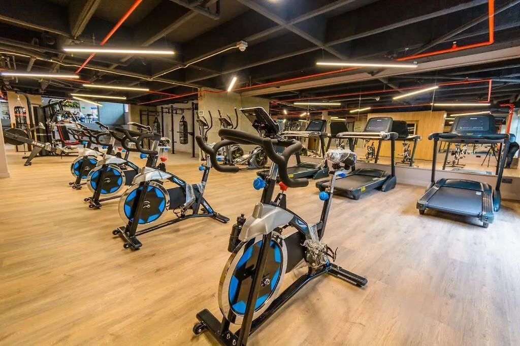 Apartamento Luxury Suite in El Poblado Co-Work, Gym, Fast WiFi Medellín Colombia